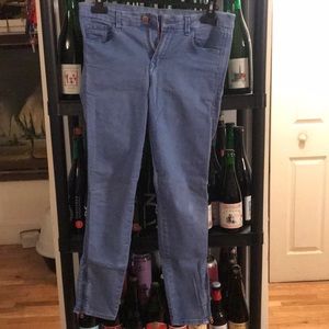 Light blue jeans with zipper ankle